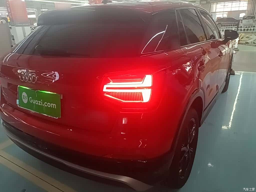 Audi Q2L, 2020 7