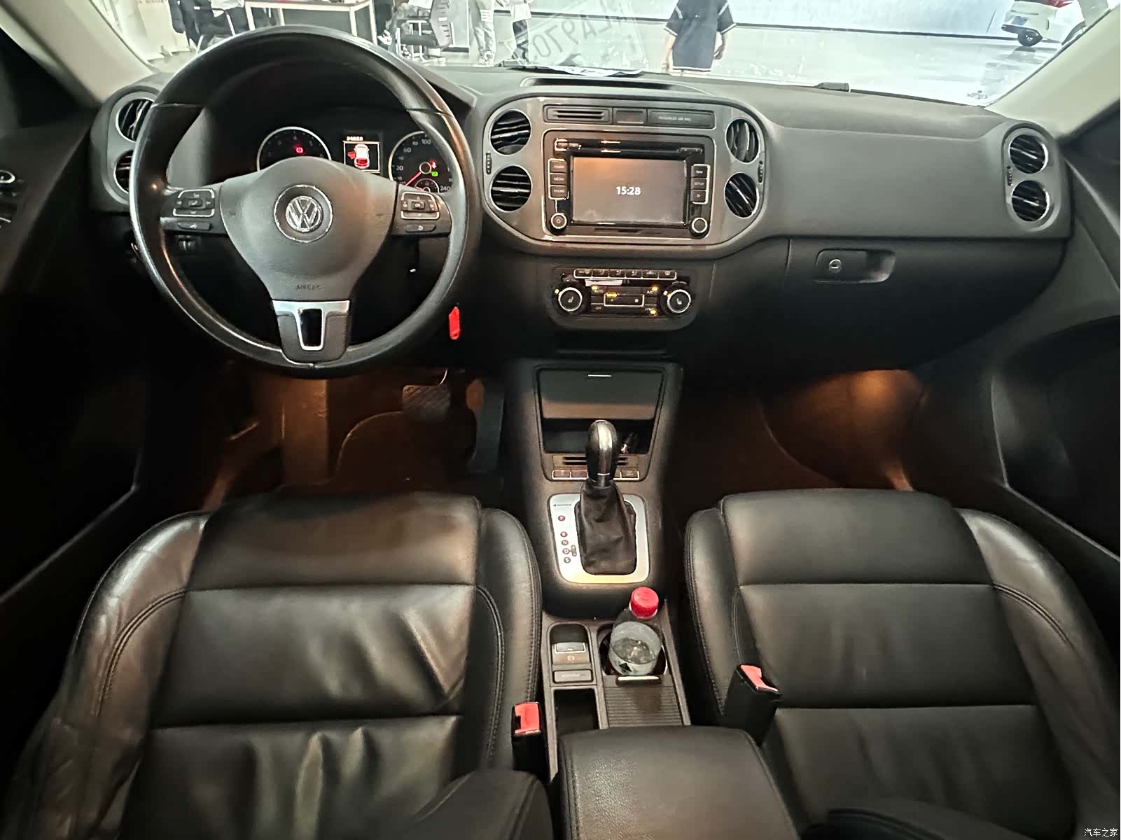 Volkswagen Tiguan, 2015 14