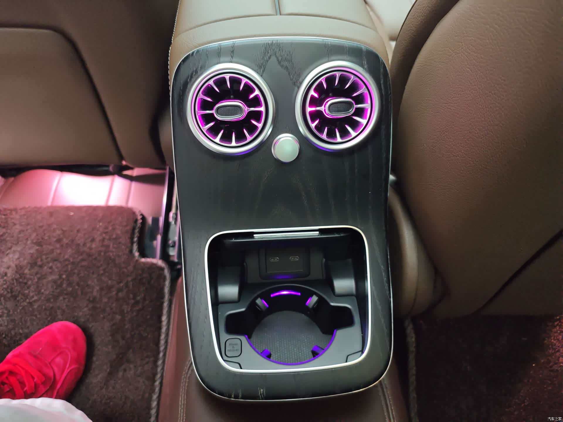 Mercedes-Benz E-Class, 2021 7