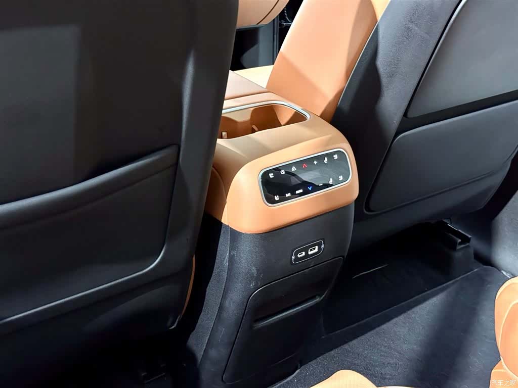 Leapmotor C16, 2025 14