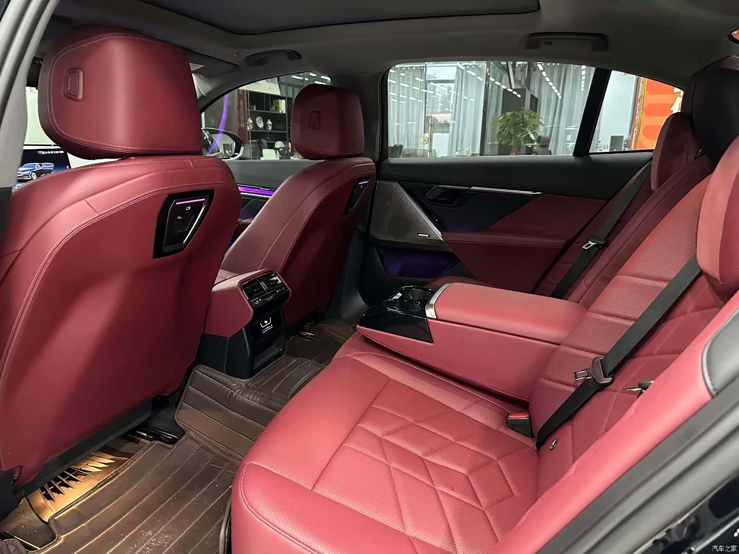 BMW 5 Series, 2025 6