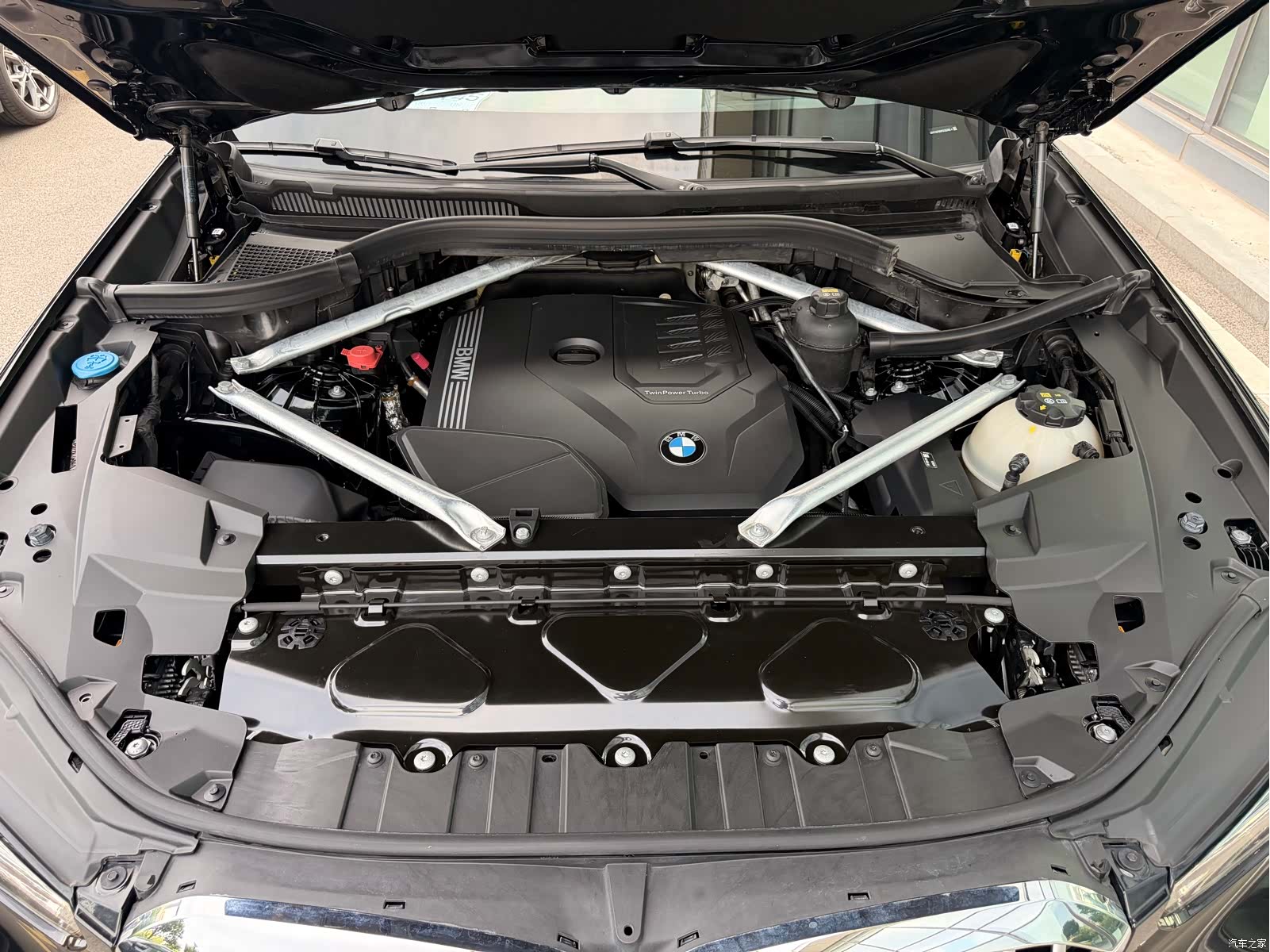 BMW X5, 2023 23