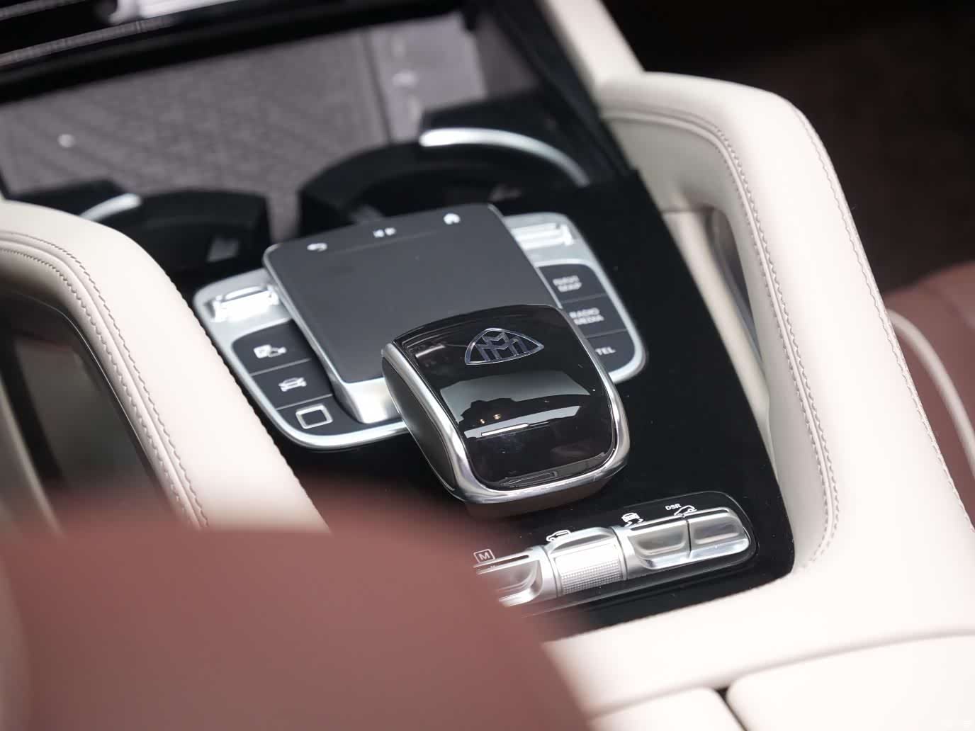 Maybach GLS, 2024 11