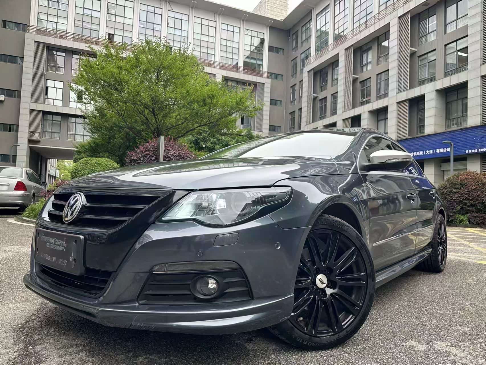 Volkswagen CC, 2011 1