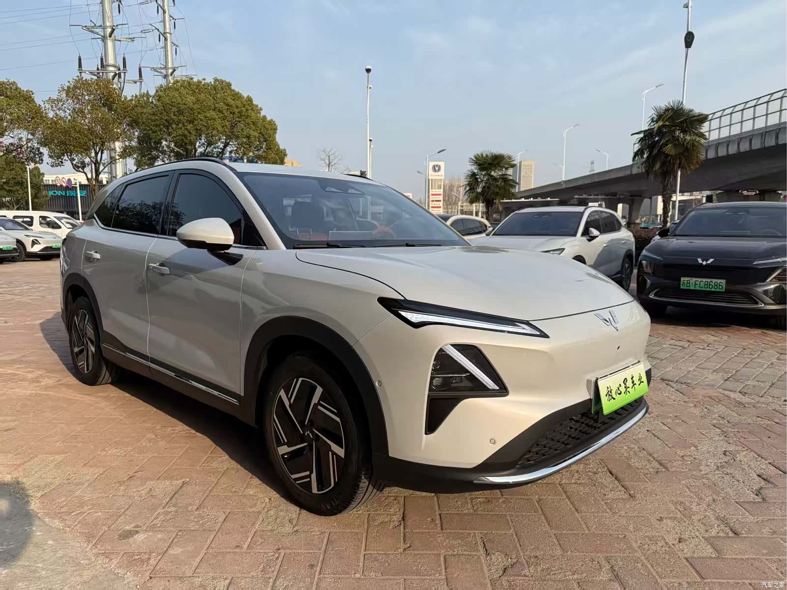 Wuling Starlight, 2025 4