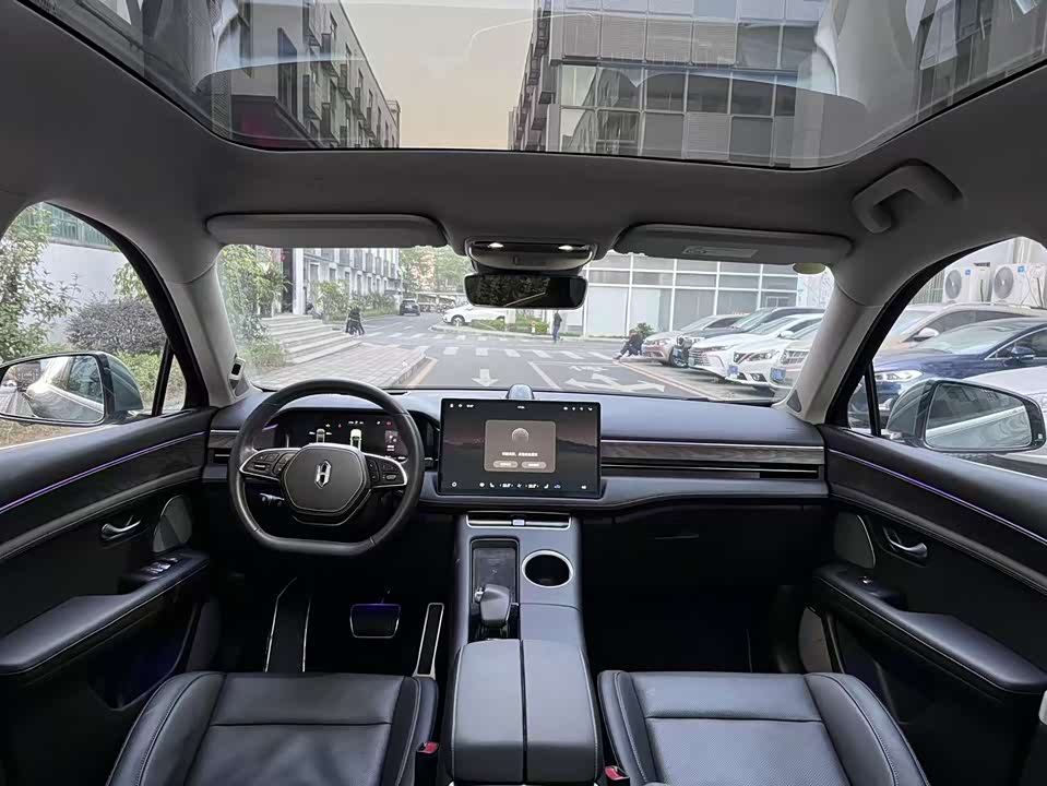 AITO Ask the world M5