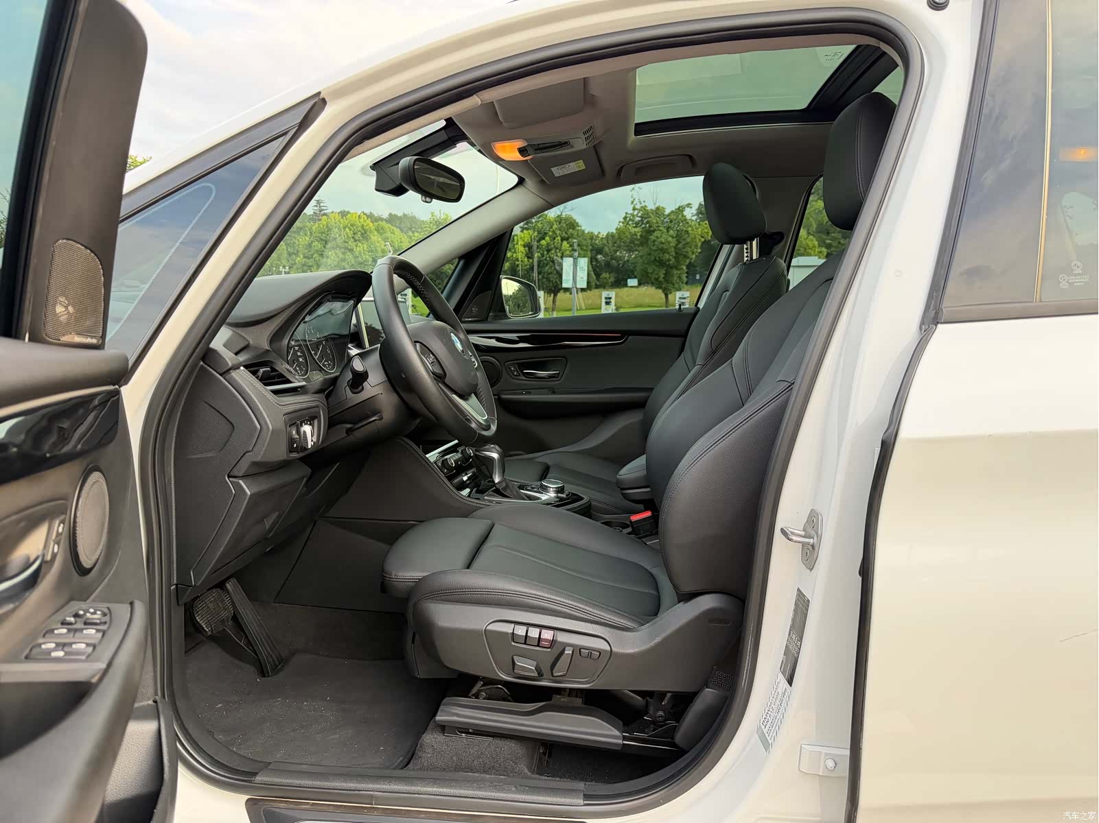 BMW 2 Series, 2017 все фото