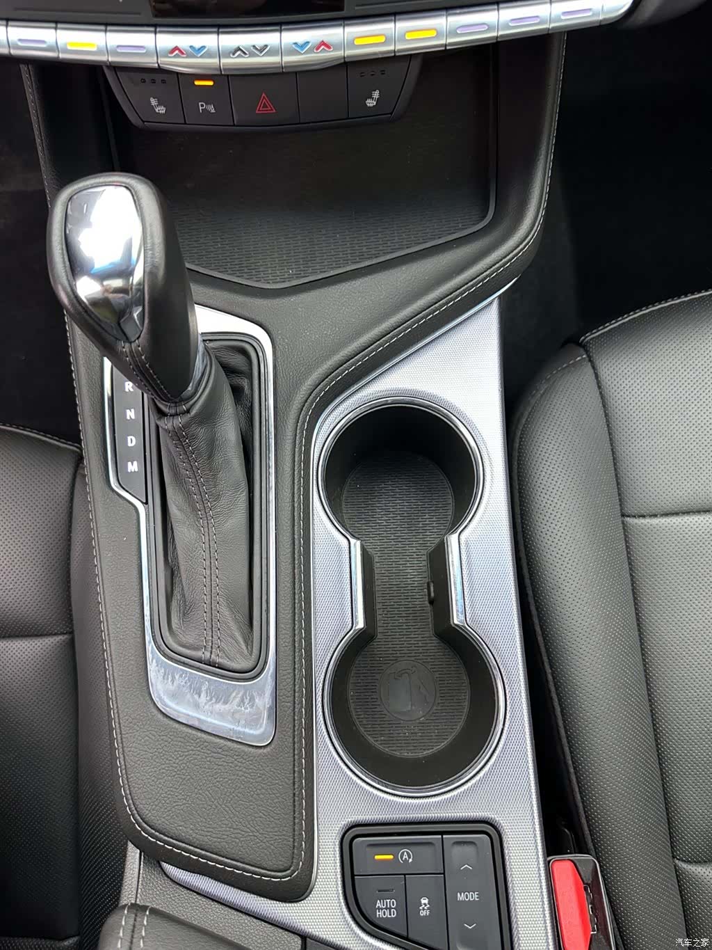 Cadillac CT4, 2023 13