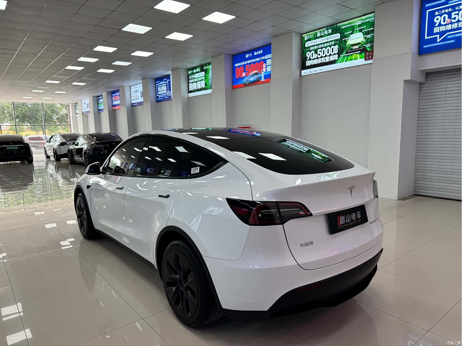 Tesla Model Y, 2024 4