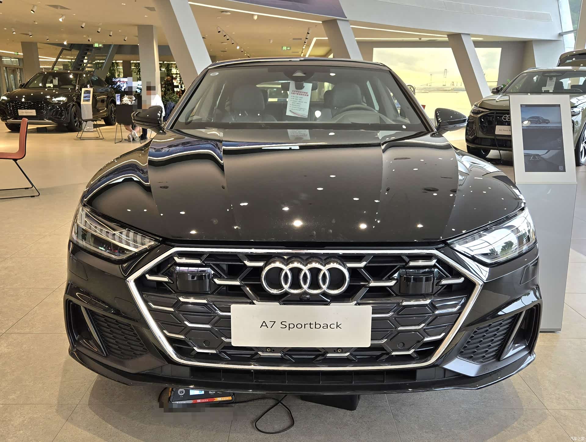 Audi A7, 1900 2