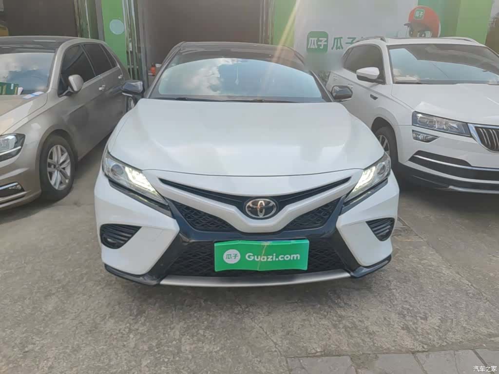 Toyota Camry, 2018 3