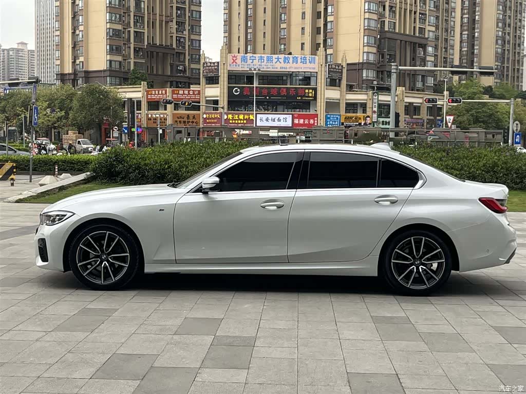 BMW 3 Series, 2021 8