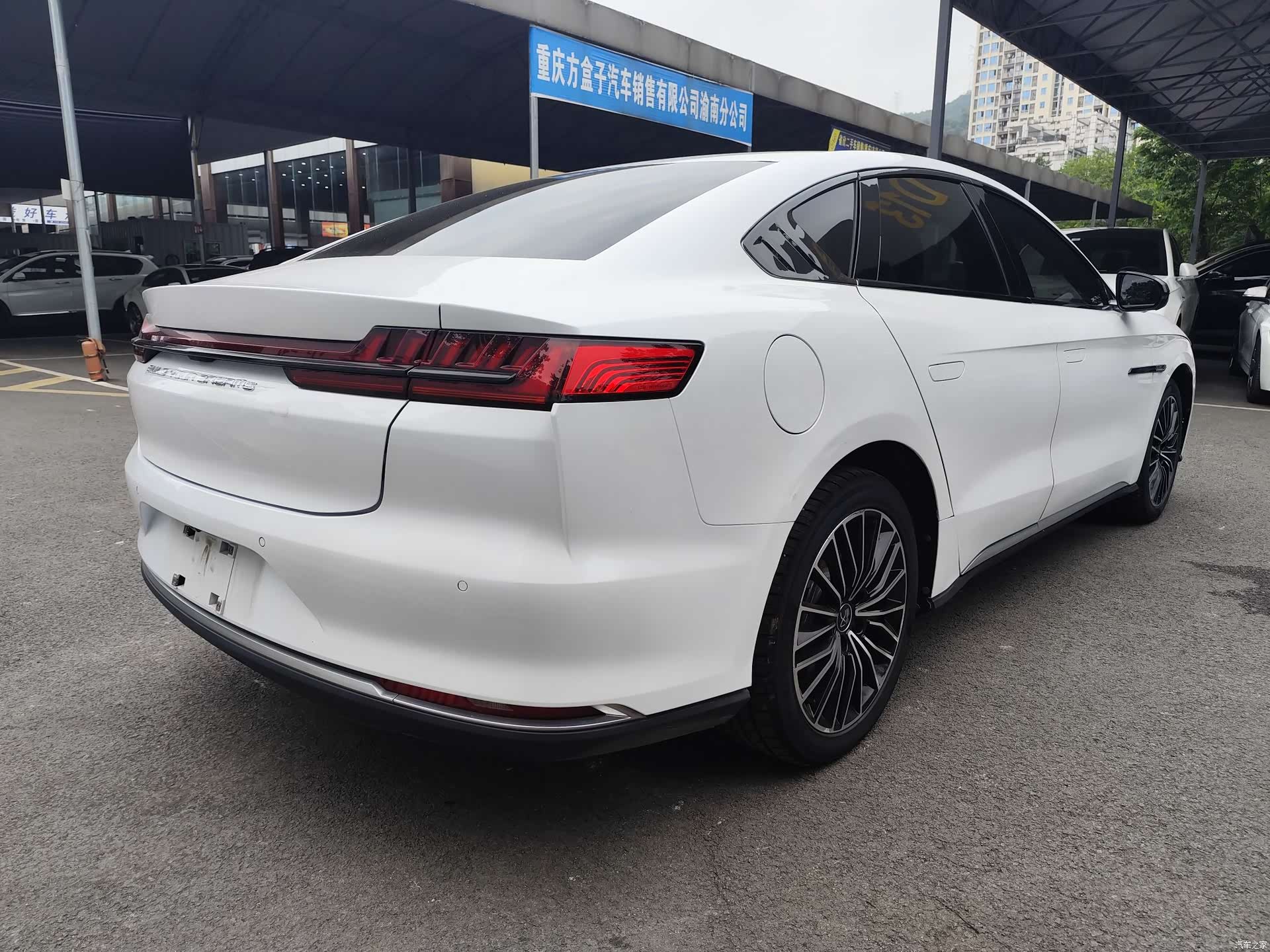 BYD Han, 2022 4