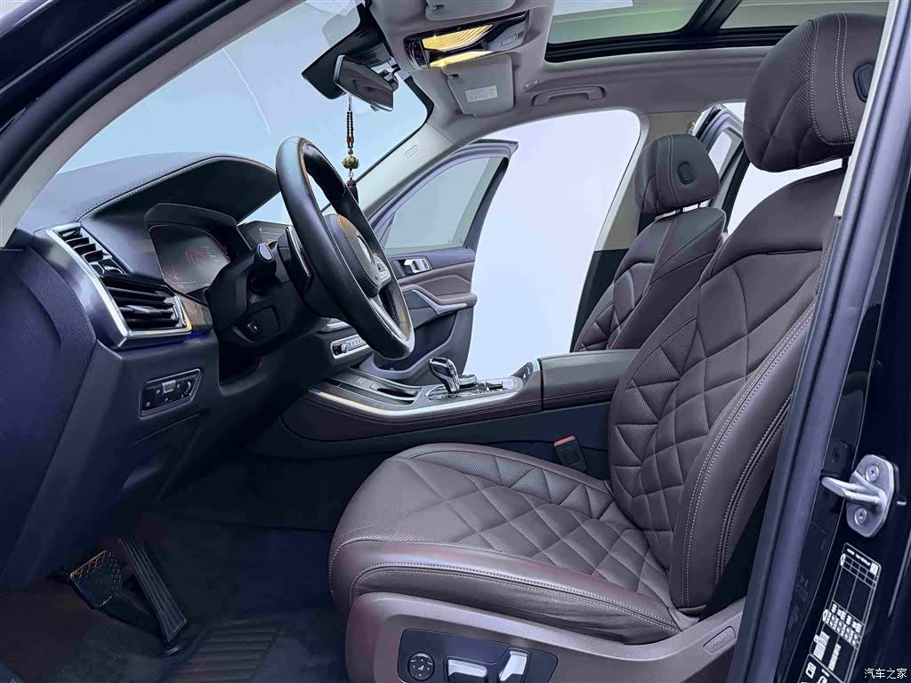 BMW X5, 2022 11