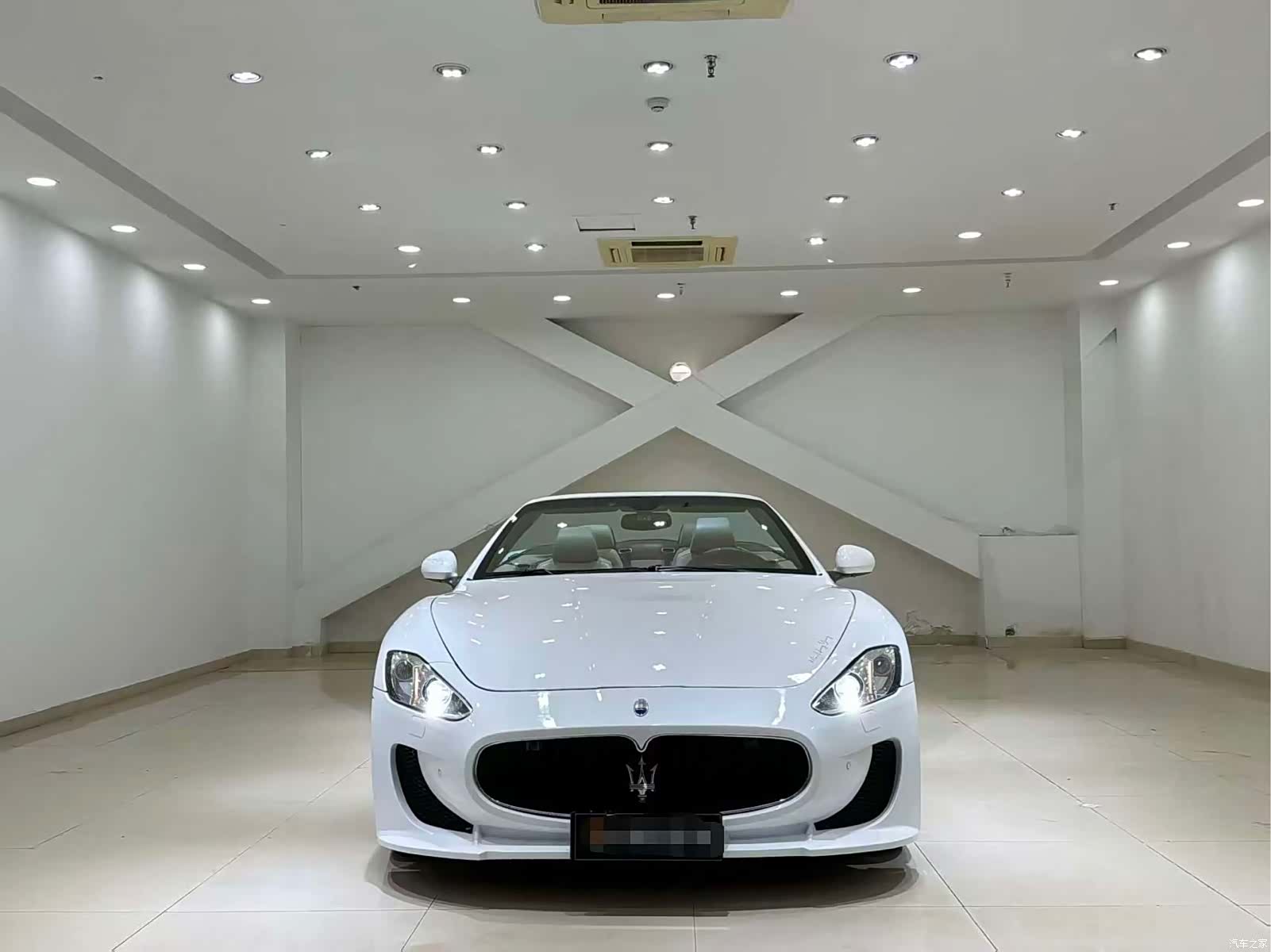 Maserati GranCabrio, 2011 2