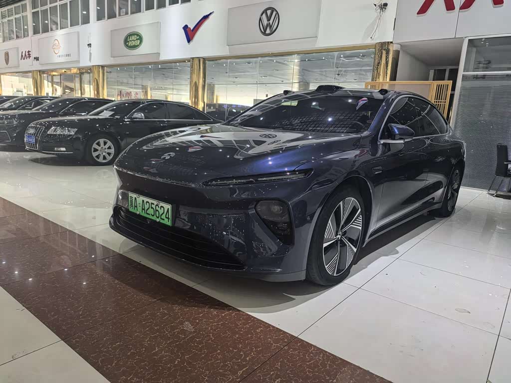 NIO ET7