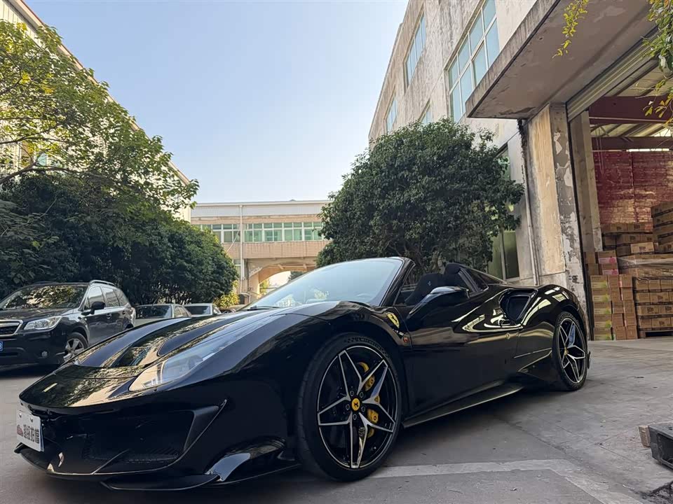 Ferrari 488
