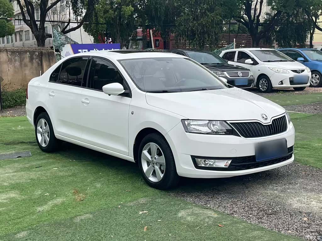Skoda Rapid, 2017 4