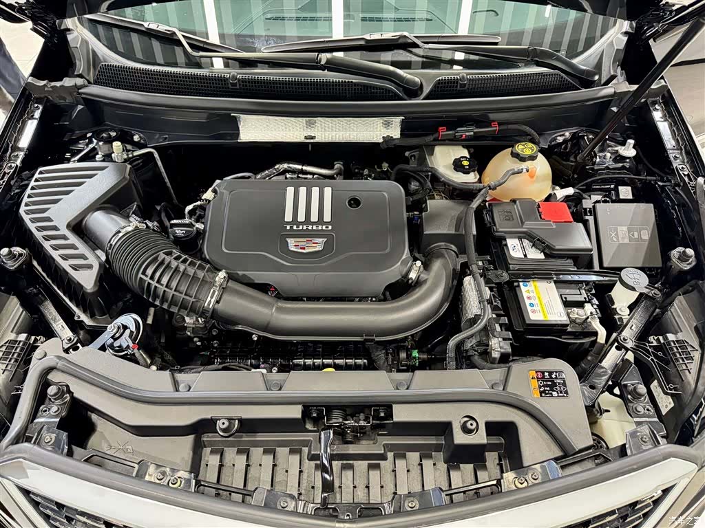Cadillac XT5, 2024 11