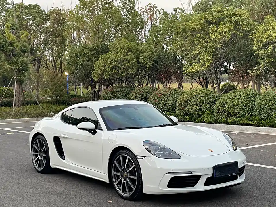 Porsche 718