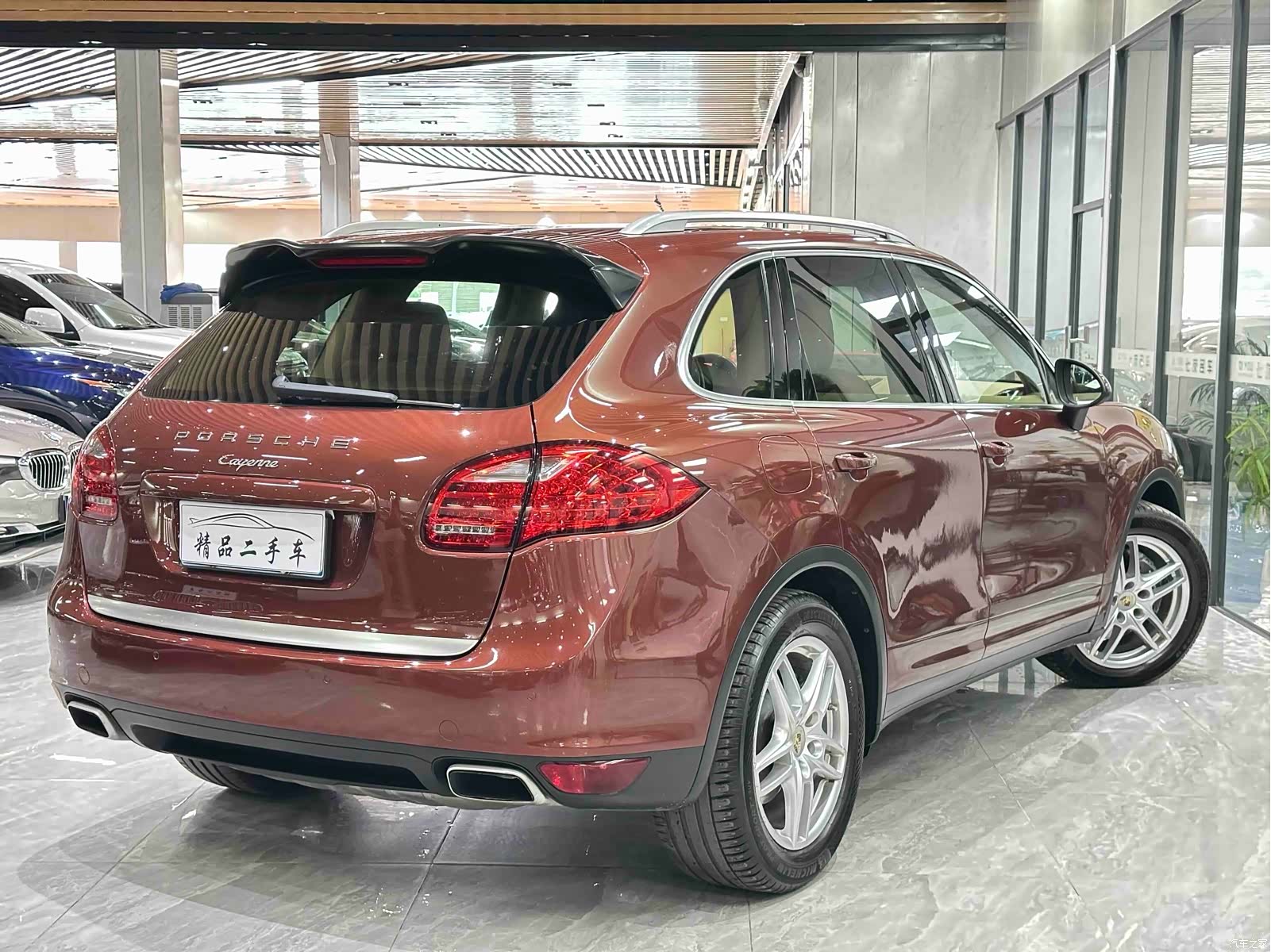Porsche Cayenne, 2012 4