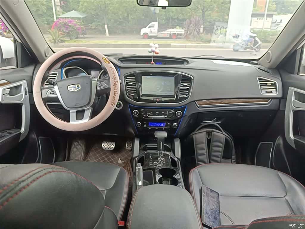 Geely GX7, 2015 10