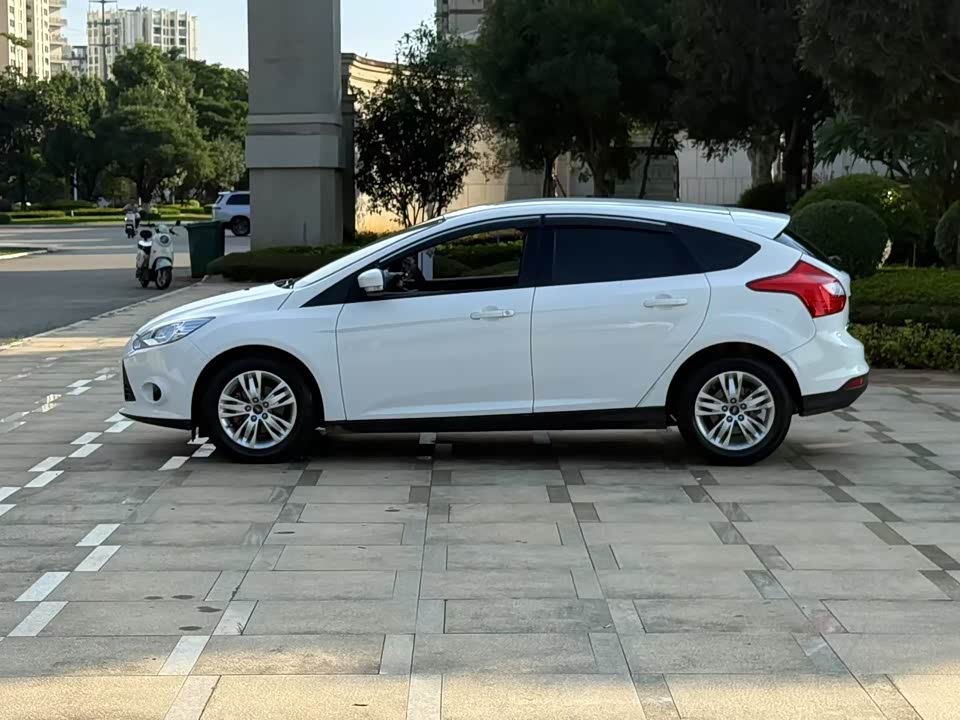 Ford Fox