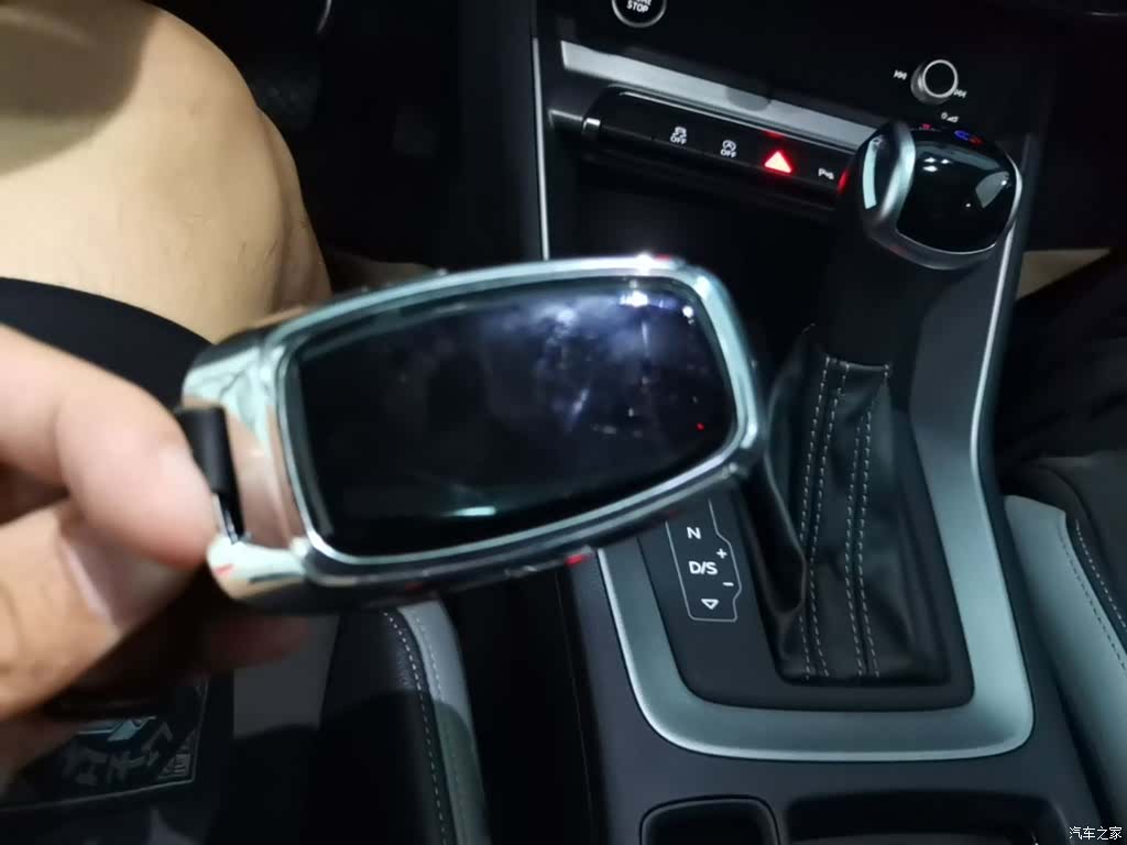 Audi Q3, 2021 9