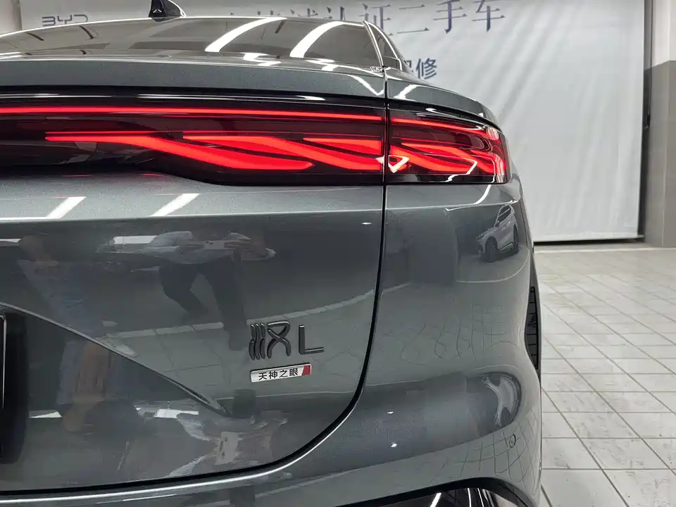 BYD Han L