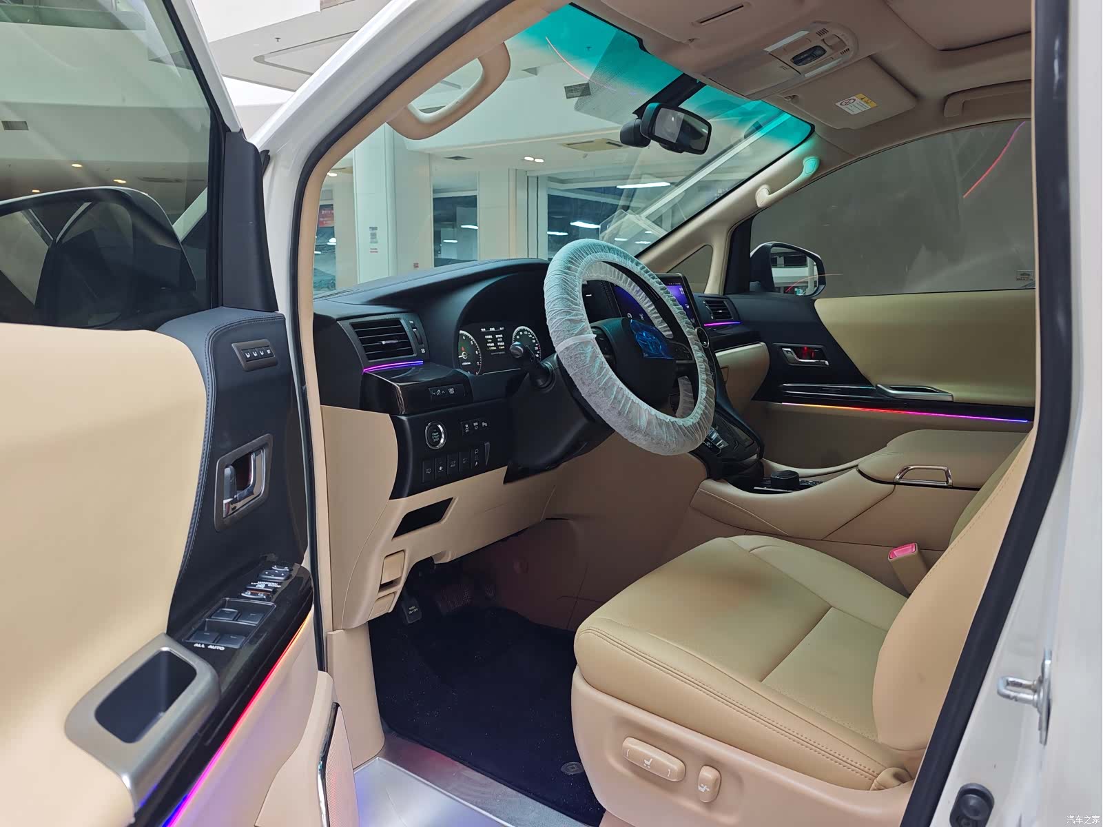 Toyota Alphard, 2013 14