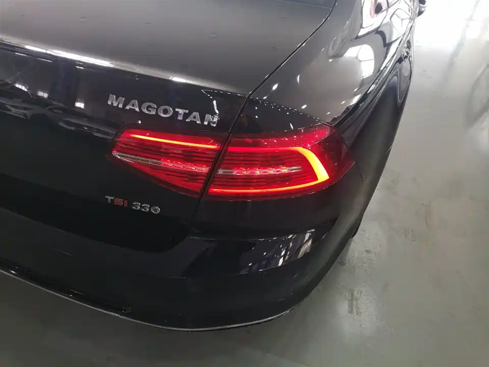 Volkswagen Magotan