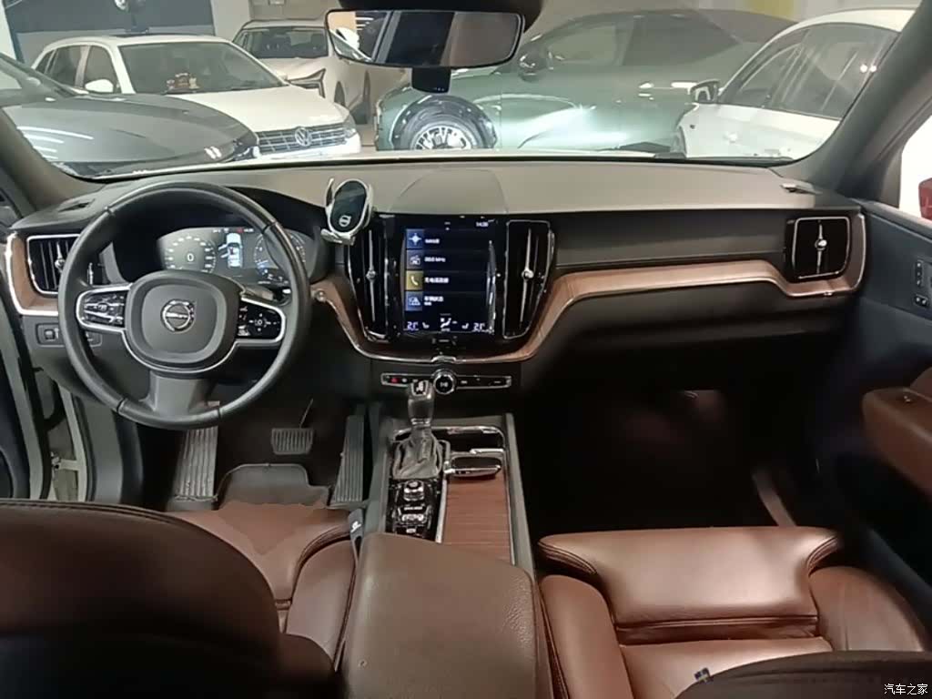 Volvo XC60, 2021 8