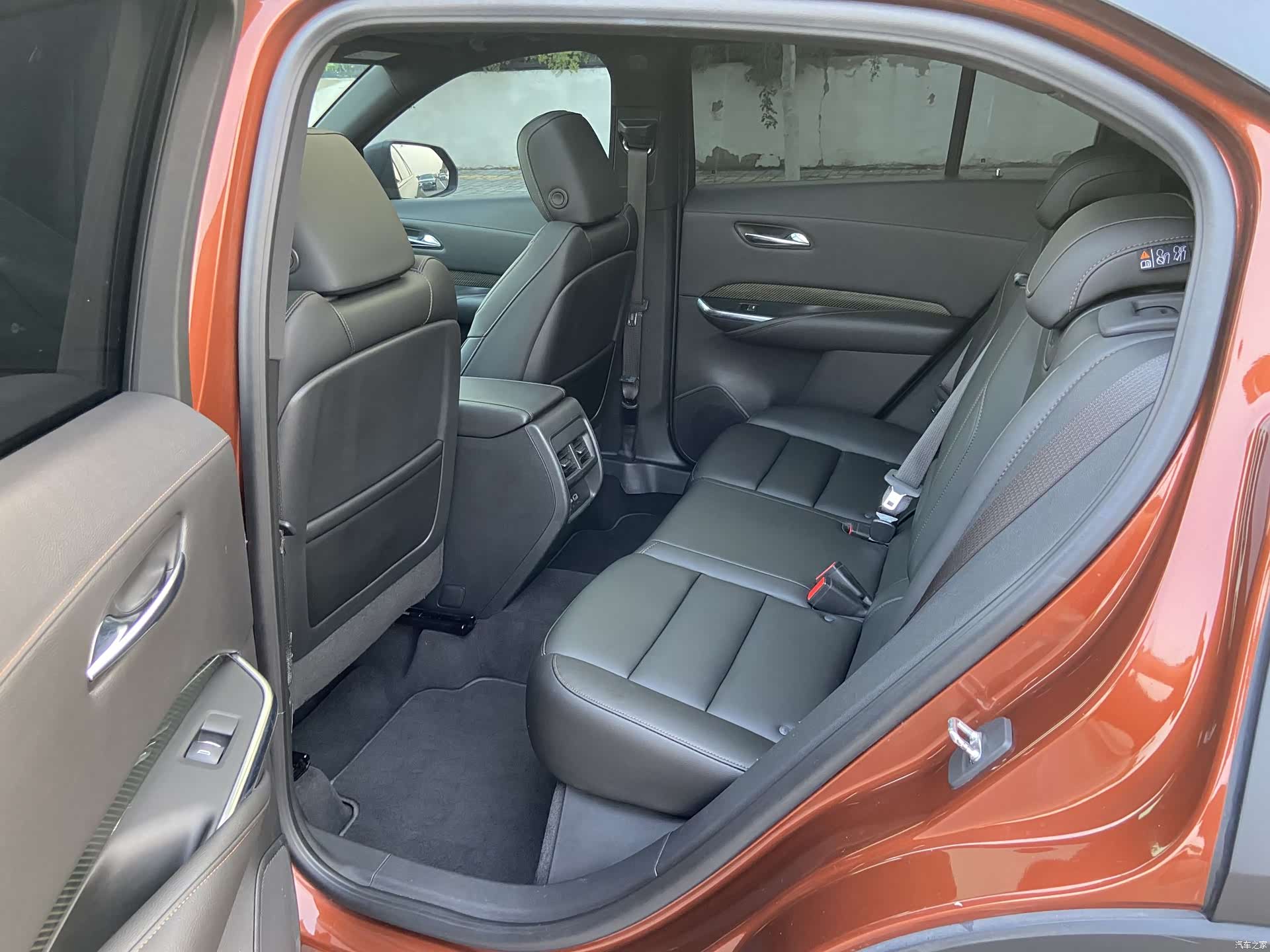 Cadillac XT4, 2019 9