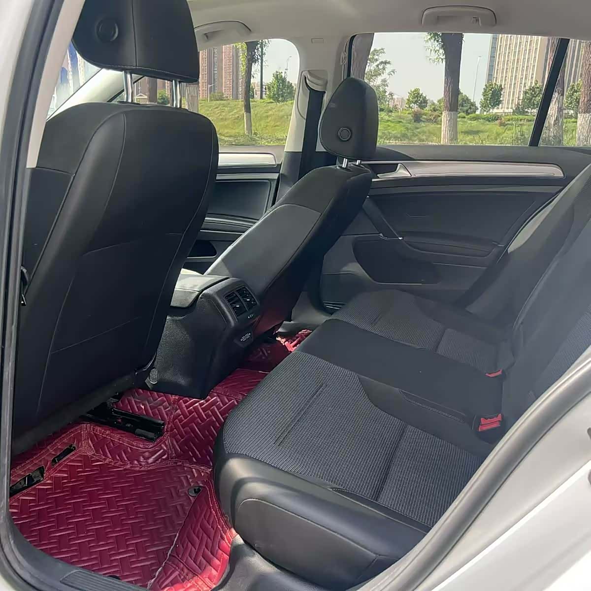Volkswagen Golf, 2020 все фото