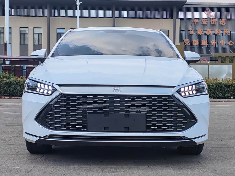 BYD Qin Yuan BYD Qin Yuan