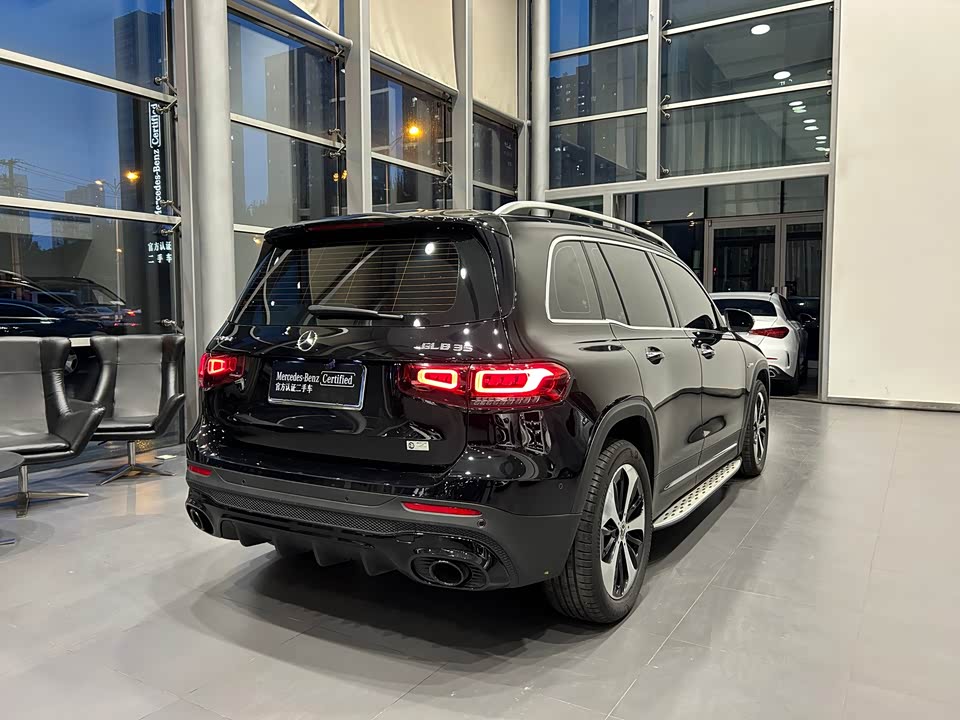 Mercedes-Benz GLB Mercedes-Benz GLB