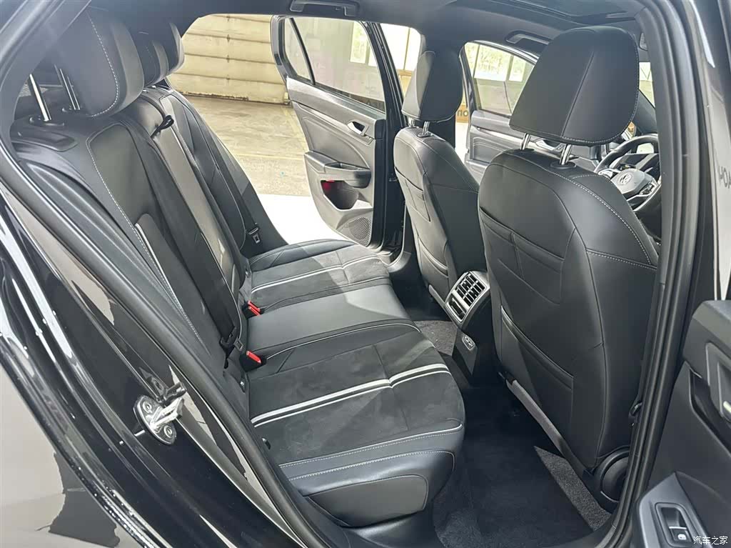 Volkswagen Golf, 2022 17