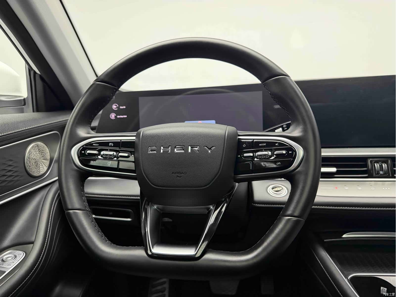 Chery Tiggo 8 Plus, 2024 11