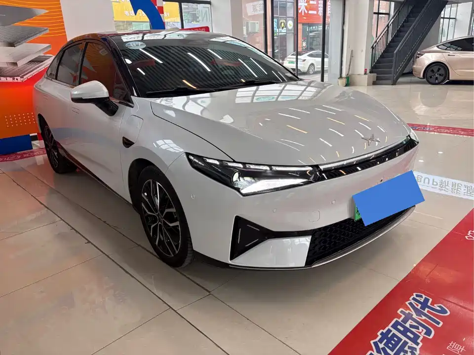 XPENG P5
