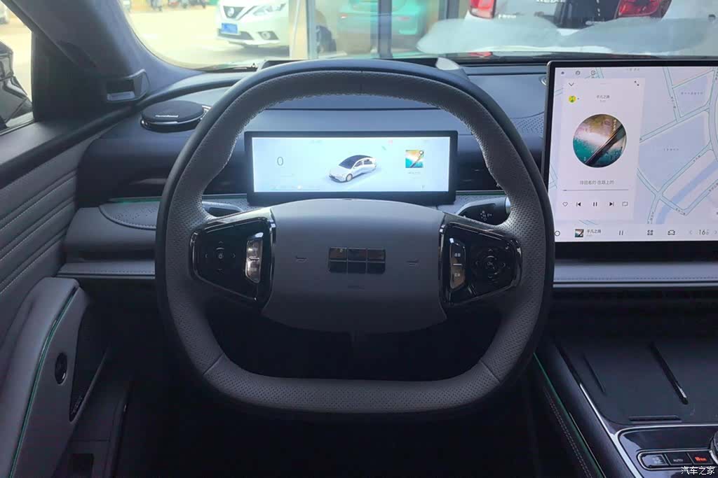 Geely 8, 2025 14