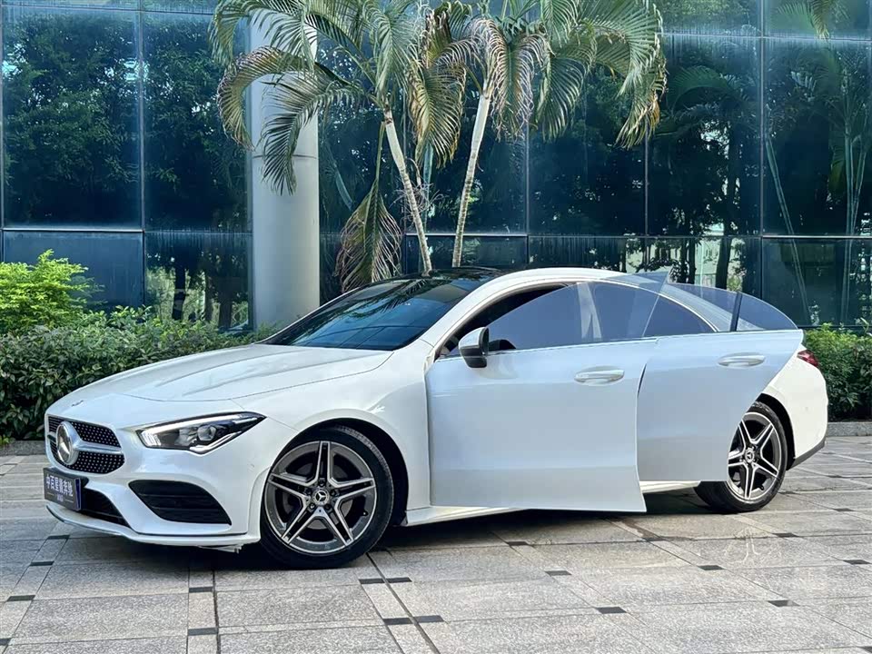 Mercedes-Benz CLA