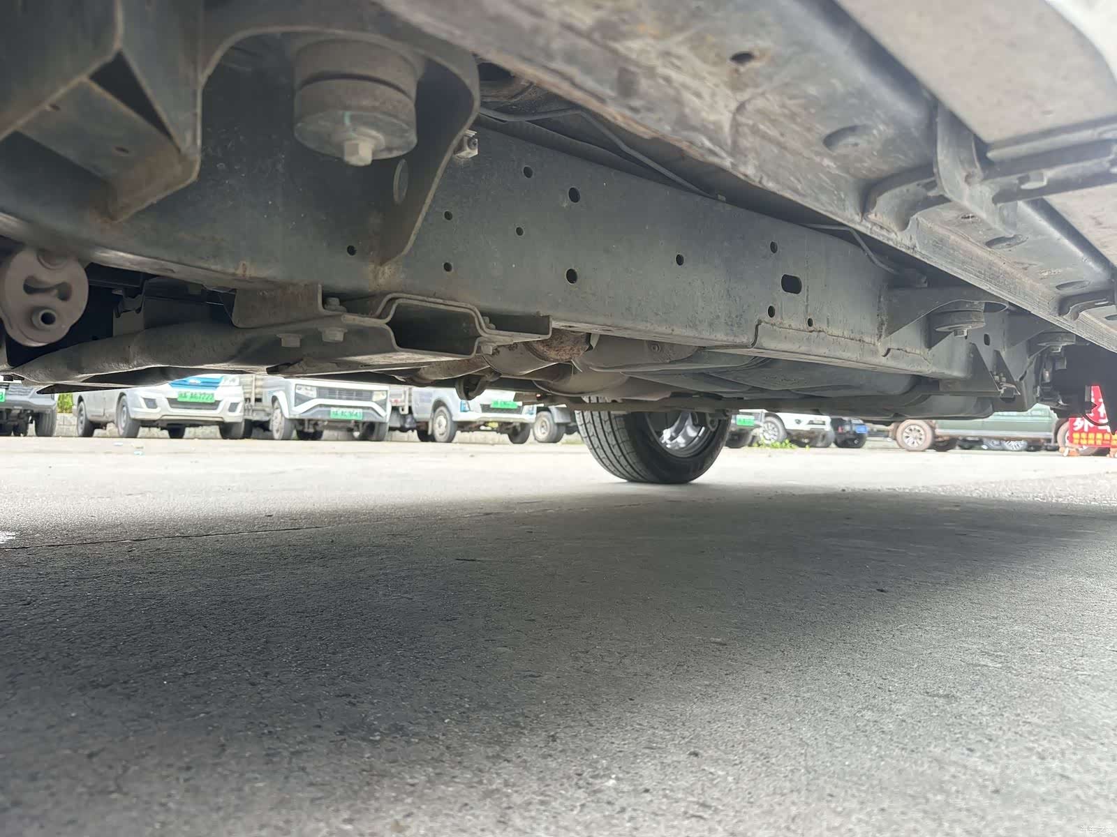 Roewe RX8, 2018 11