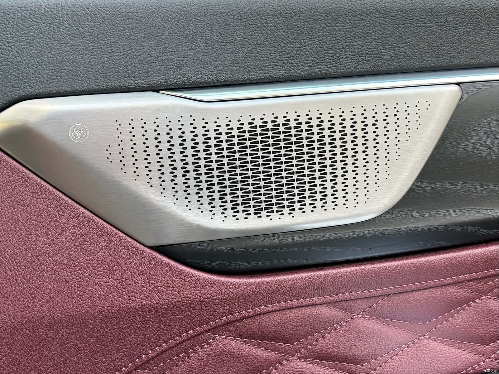 Cadillac CT6, 2024 17