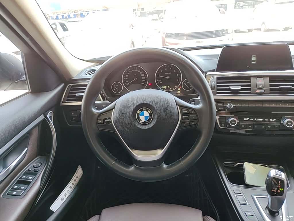 BMW 3 Series, 2018 11