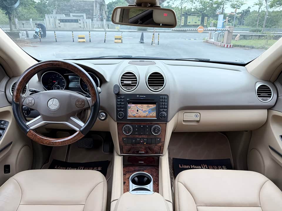 Mercedes-Benz M class