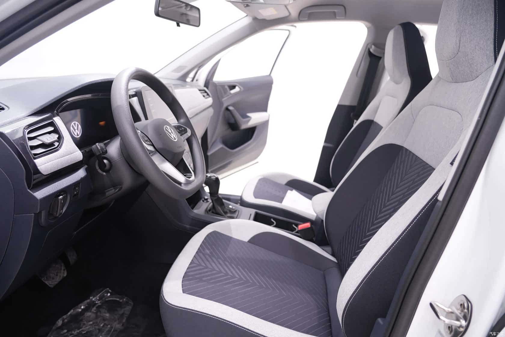 Volkswagen Tharu, 2024 16