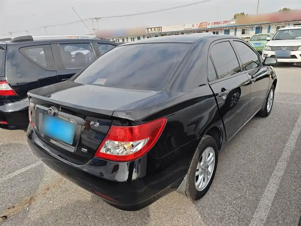 BYD F3
