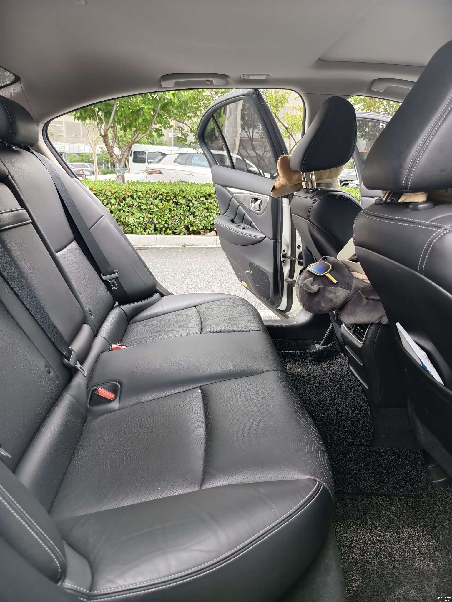 Infiniti Q50L, 2019 10