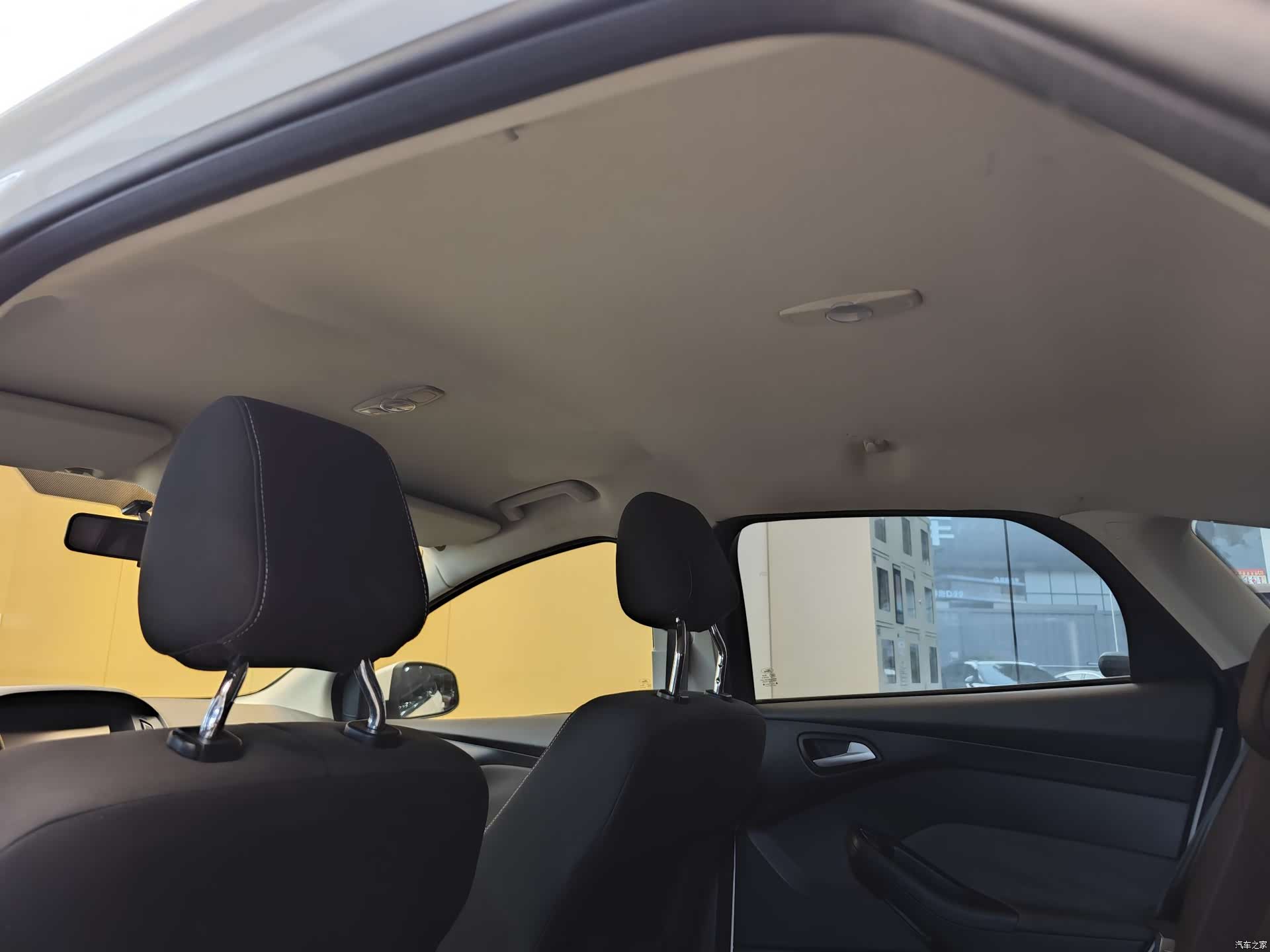 Ford Focus, 2015 23