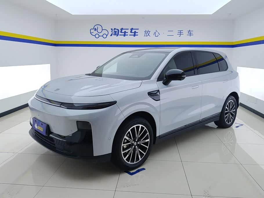 Leapmotor B10